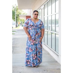 Floral Maxi Dress  <MAKE AN OFFER>